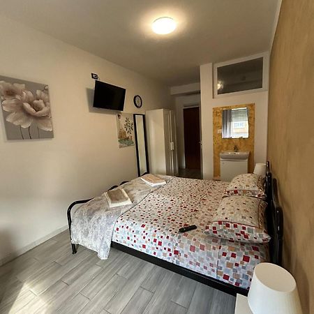 Capri B&B Bolzano Exteriör bild