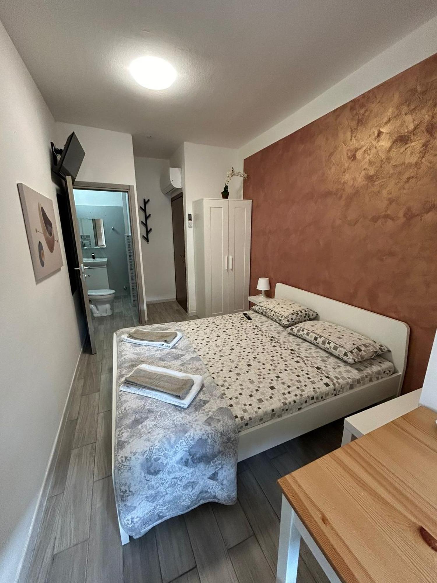 Capri B&B Bolzano Exteriör bild